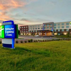 Holiday Inn Express & Suites Raleigh Airport - Brier Creek Raleigh