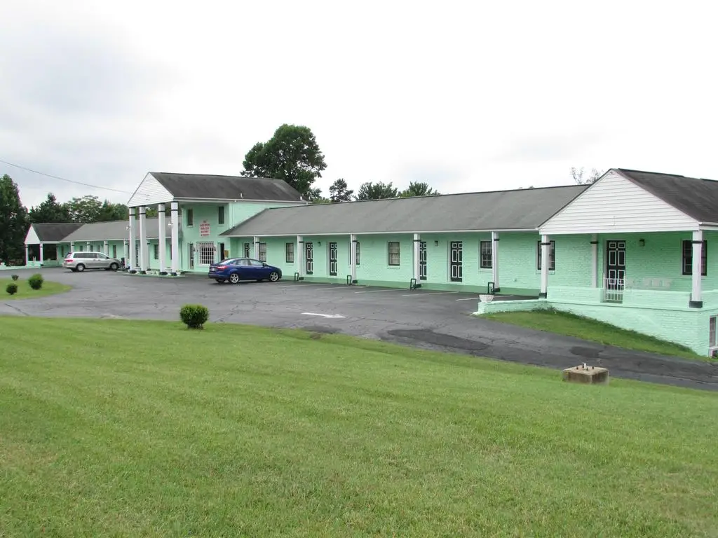 Economy Inn 5