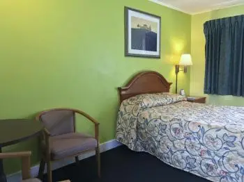 Economy Inn 10