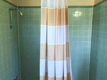 Economy Inn 9
